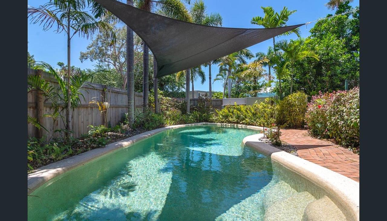 Modern 2 Bedroom Townhouse - Four Mile Beach Escapes Port Douglas Exterior foto