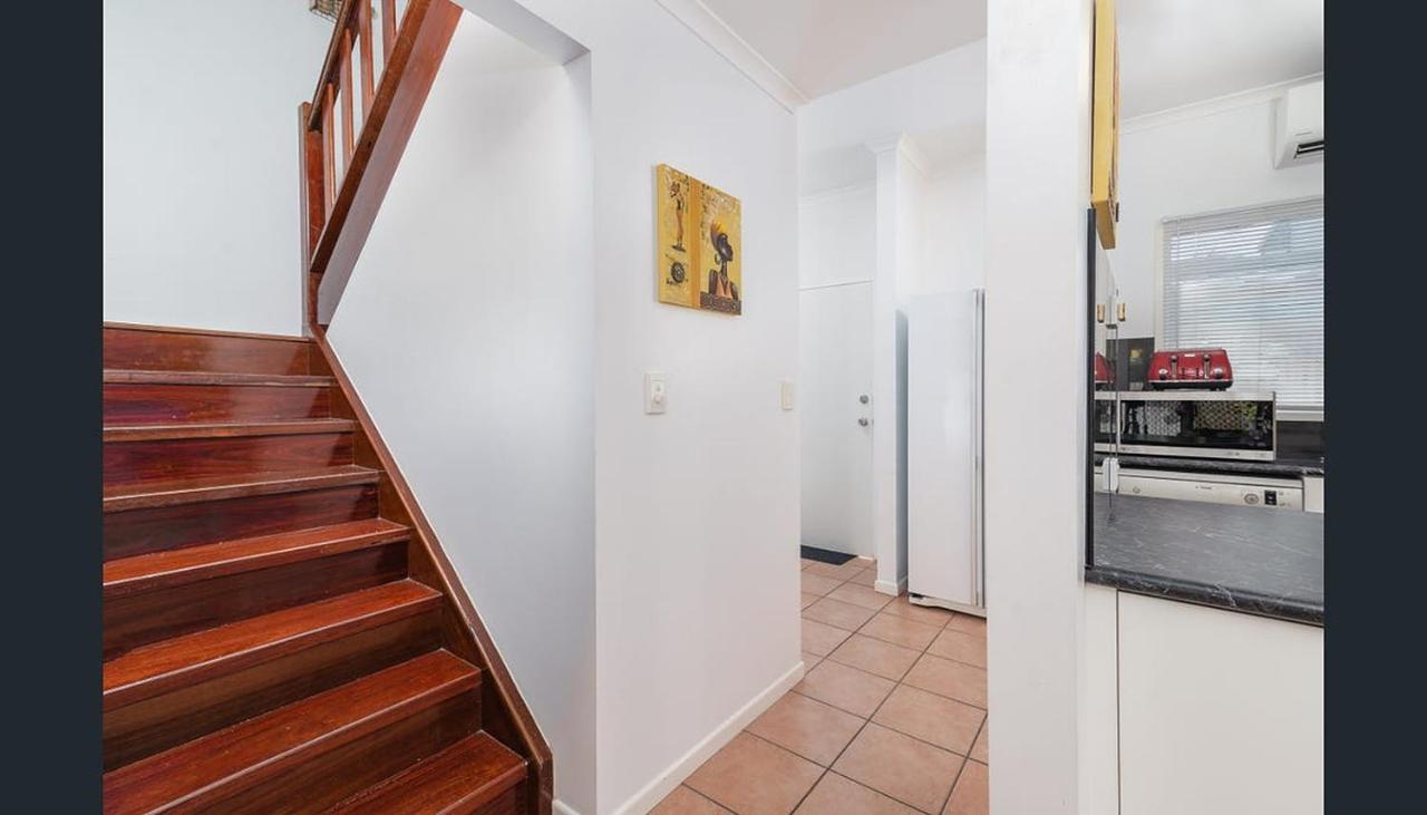 Modern 2 Bedroom Townhouse - Four Mile Beach Escapes Port Douglas Exterior foto